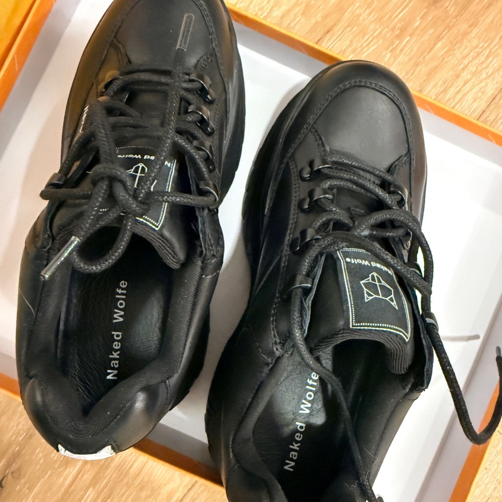 Naked Wolfe Sporty Black Leather Sneakers